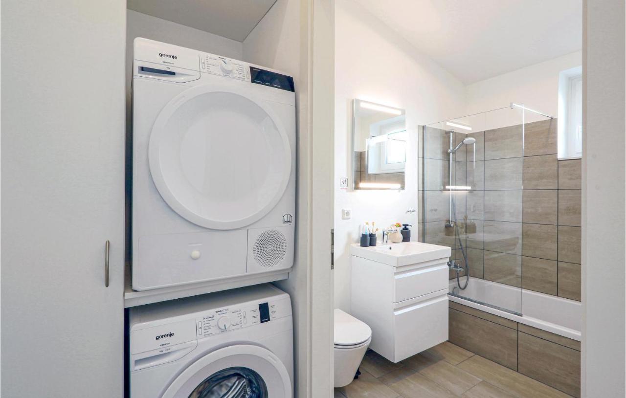 3 Bedroom Awesome Home In Lembruch-Duemmer See Luaran gambar